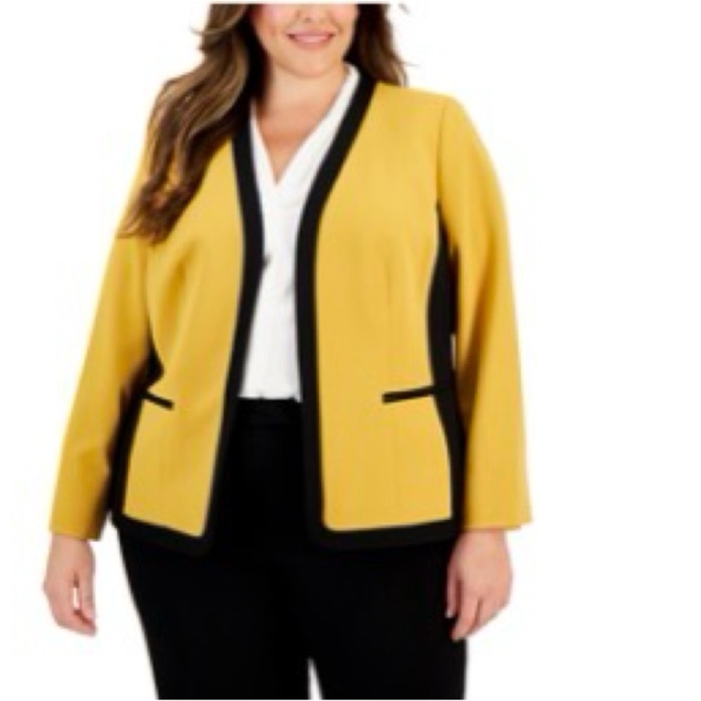Kasper Plus-Size Stretch Crepe Jacket